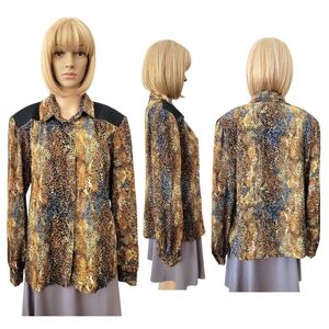 VINTAGE 80s, 90s, NICOLA Button Down LS Animal Print Shirt, 10, EUC